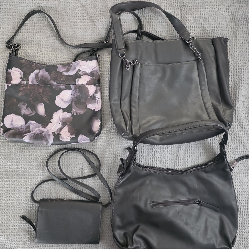 Simply Vera Vera Wang Floral Black and Gray Shoulder Bag Set - Picture 2 of 2